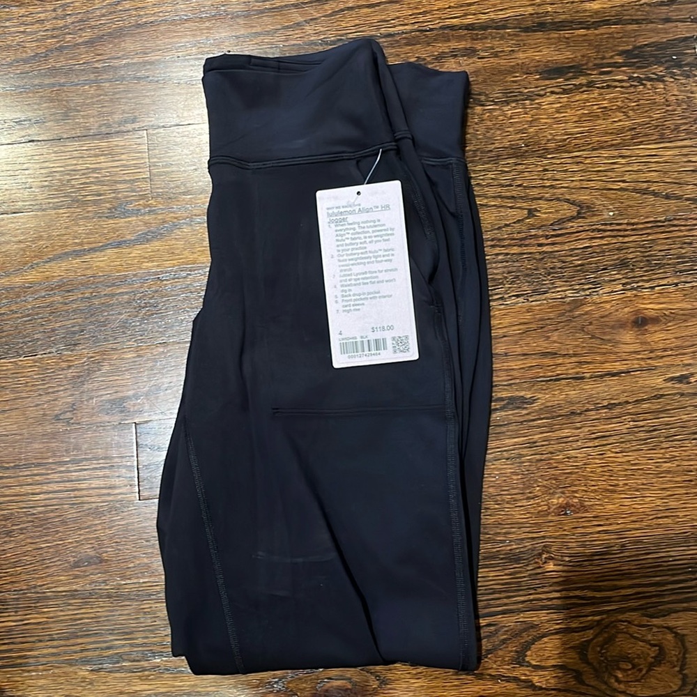 Lululemon Align HR jogger size 4 NWT black
